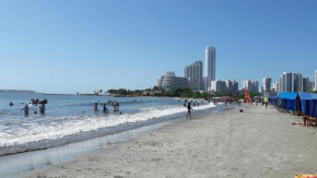 Отель Cartagena Vacaciones Apartamento MUY cerca a la playa  Картахена
